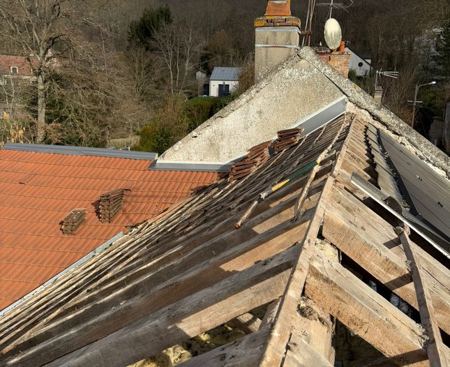 Chantier de toiture à Longpont-sur-Orge (91310) - L'Atelier des Gouttières